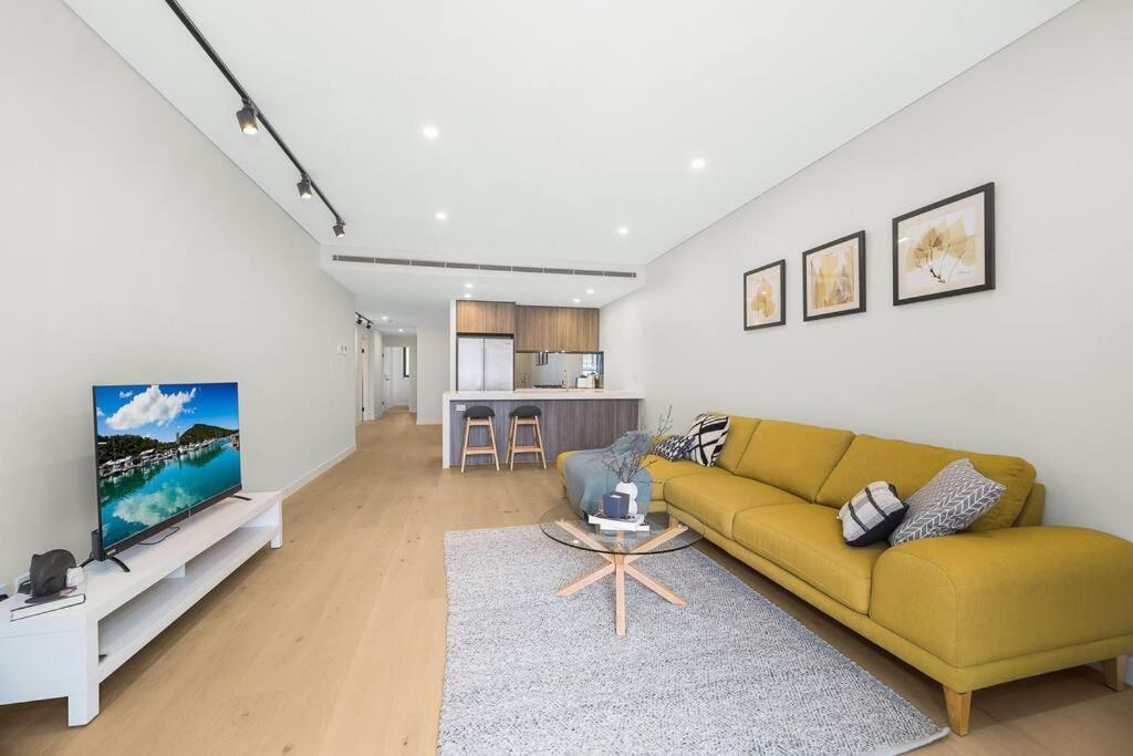 Luxuary 3 Bedroom Apt With Large Internal Space