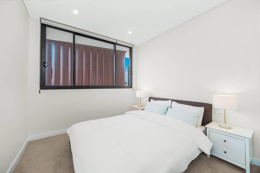 Luxuary 3 Bedroom Apt With Large Internal Space